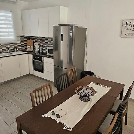Paphos Zom Holiday Apartment מראה חיצוני תמונה